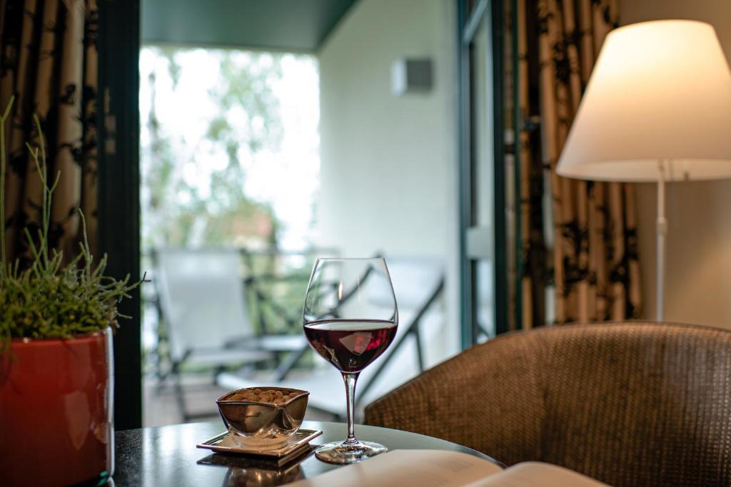 Zeller-Hotel+Restaurant Kahl am Main Номер фото