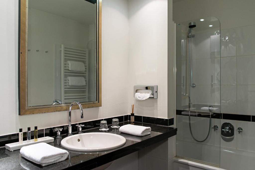 Zeller-Hotel+Restaurant Kahl am Main Номер фото