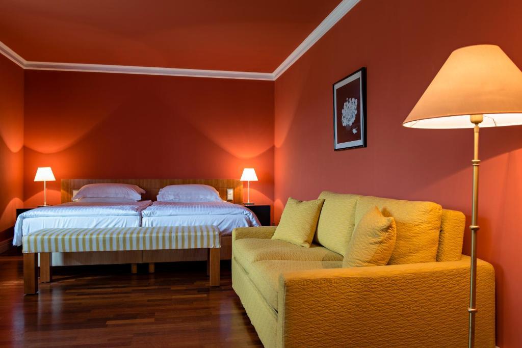 Zeller-Hotel+Restaurant Kahl am Main Номер фото